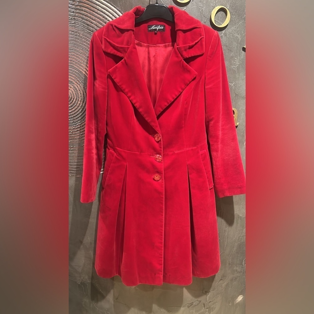 Red Velvet Cotton Coat | Size 10 | Cinched Waist | Winter Statement Jacket - Picture 1 of 8